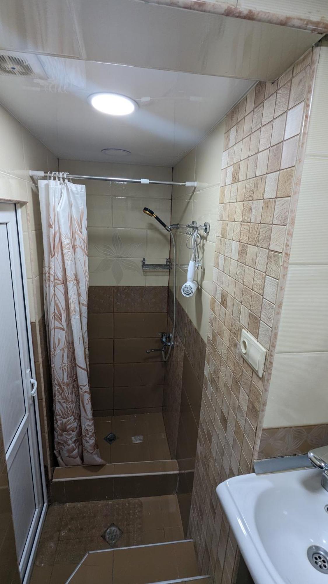 Lela Apartments Тбілісі Екстер'єр фото